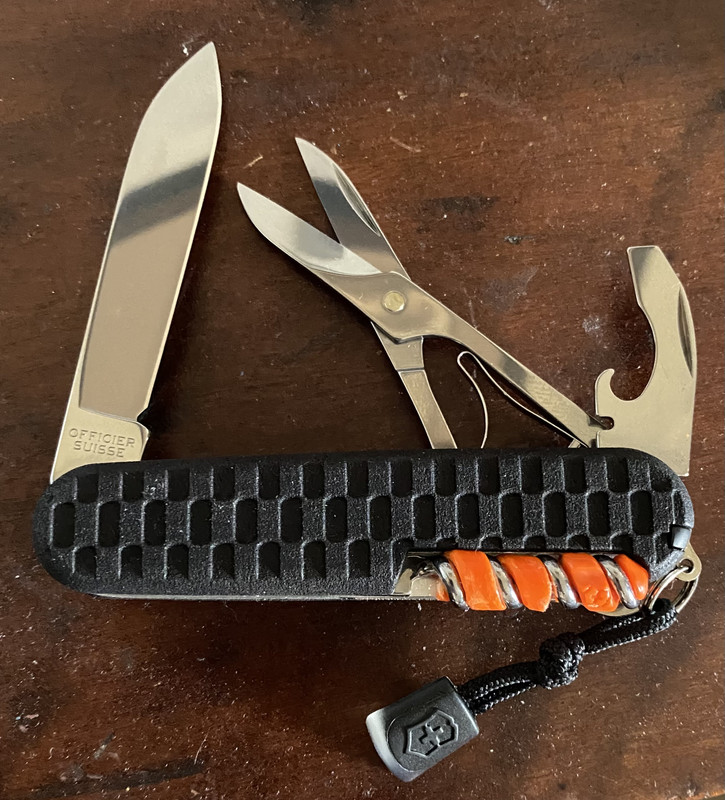 6C4869EF-EAA8-4BFF-B913-78BDC2D1B8CF