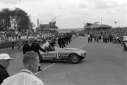 24 HEURES DU MANS YEAR BY YEAR PART ONE 1923-1969 - Page 27 52lm10-Nash-Healey-Leslie-johnson-Tommy-wisdom-7