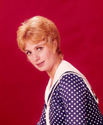 shirley-jones-mb64