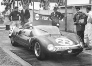 24 HEURES DU MANS YEAR BY YEAR PART ONE 1923-1969 - Page 53 61lm22-Cooper-T-57-Monaco-Mk-II-Bruce-Halford-Tom-Dickson