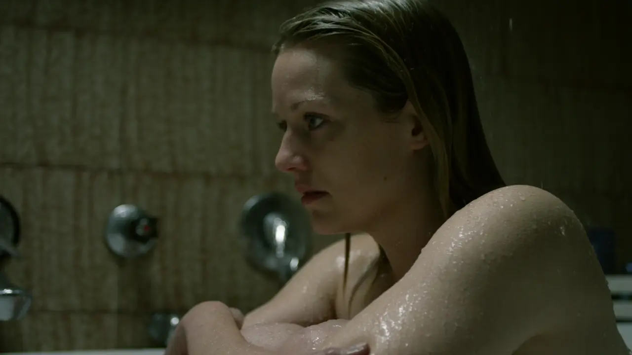 Absentia.S01E01.Comeback.1080p.WEBMux.ITA.ENG.DDP5.1.x264-BlackBit[screenshot 6]