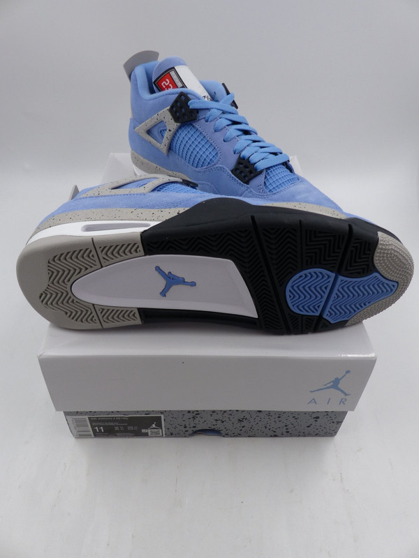 NIKE AIR JORDAN 4 RETRO UNIVERSITY BLUE BLACK MENS SIZE 11 EUR 45 CT8527 400 MDG Sales LLC