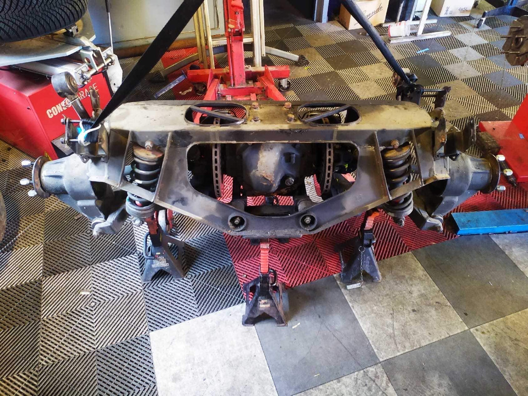 DCB4991D-538C-475A-98EF-E03EB290A771