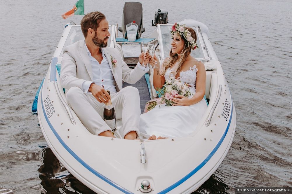 De 1 à 10 : quelle note pour cette arrivée en bateau ? 🚤 1