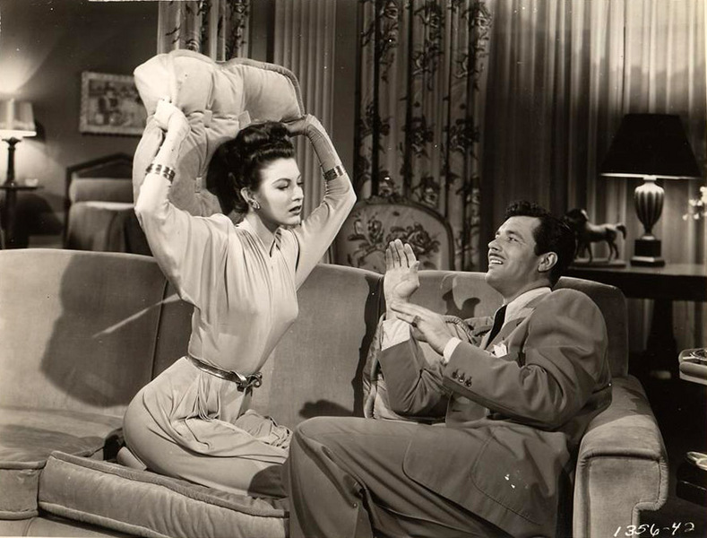 Ava_Gardner_e02