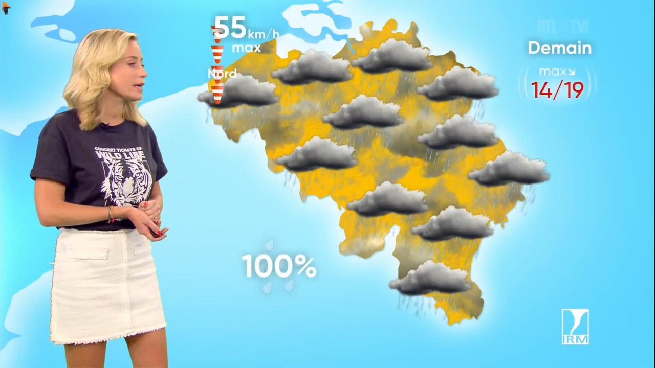 Emilie Dupuis 250821.mp4_snapshot_02.33_[2021.08.25_15.50.55]
