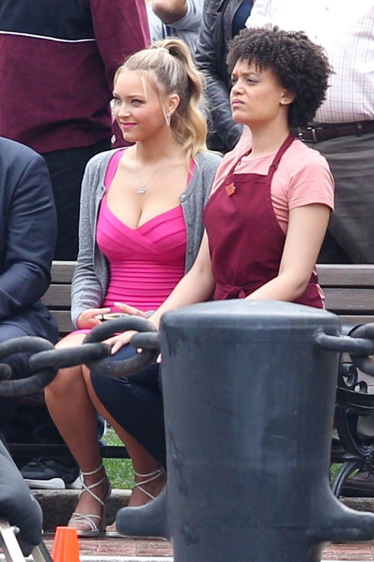 Camille-Kostek-Sexy-upskirtSTARS.com-1024x1536 (14)