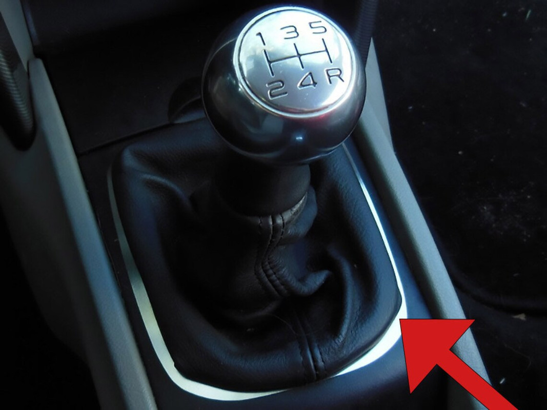 Cerclage_levier_boîte_de_vitesse