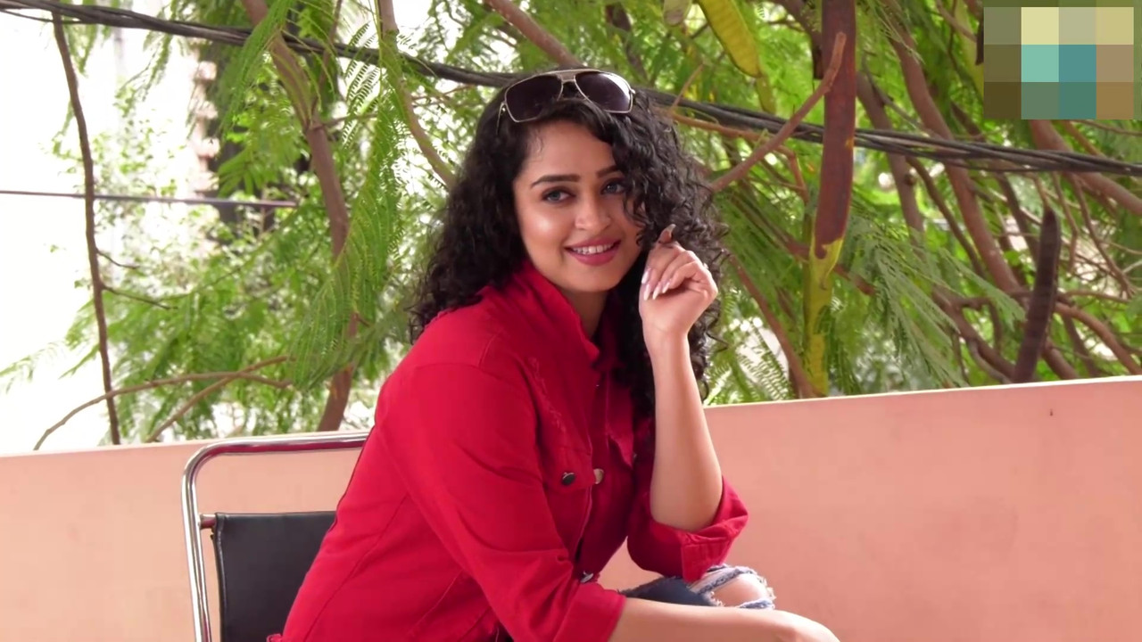 Apasara Rani Photoshoot mp4 00016 — Postimages