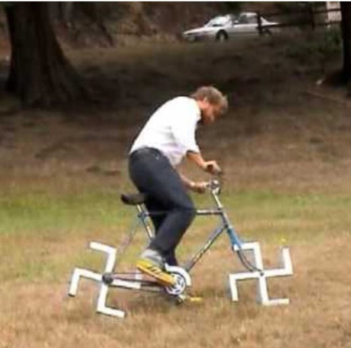 tumblr_oe7w1n1NO11v7pgpeo1_500