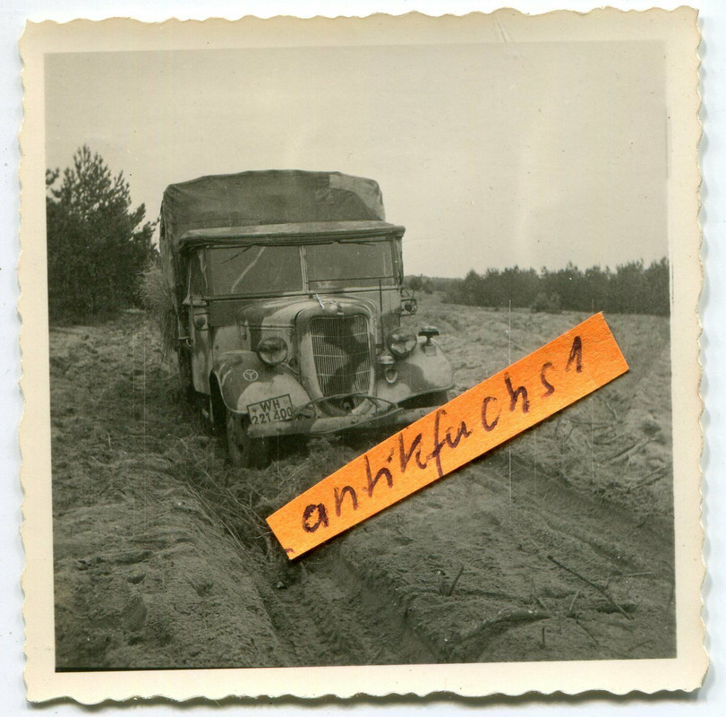 WH-Militär-LKW mit WH-221400 mit Tarnanstrich im Kurland-Kessel 1944-45
