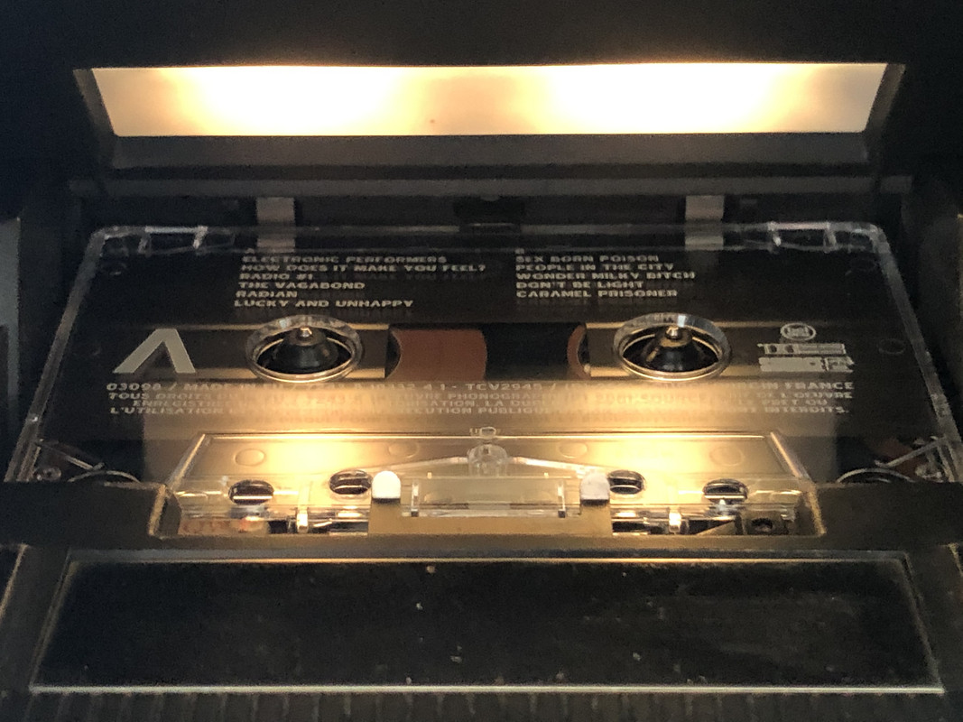 [Bild: 57549-EAA-577-C-4-A96-A1-AB-A8-CB1-E6-A37-BC.jpg]
