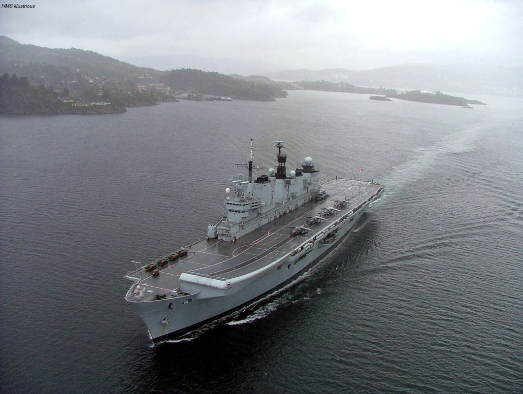 HMS Ilustrus 4