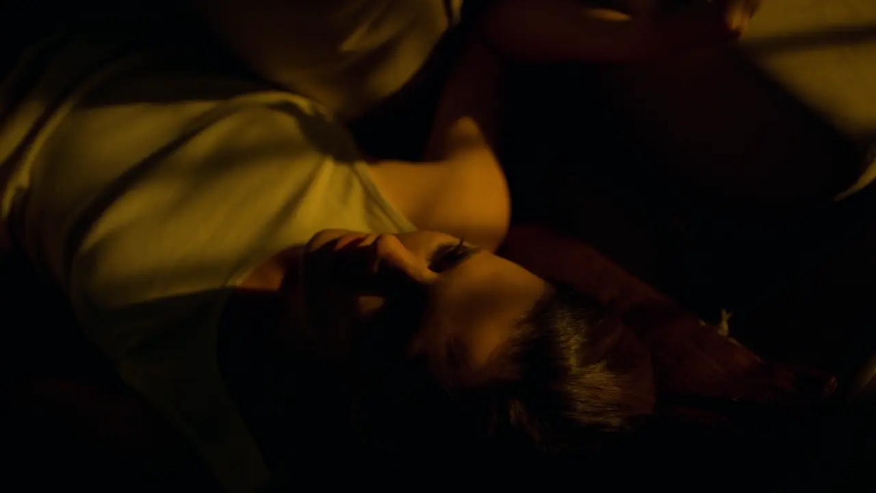 Absentia.S02E01.Casualties.1080p.WEBMux.ITA.ENG.DDP5.1.Multisub.x264-BlackBit[screenshot 2]