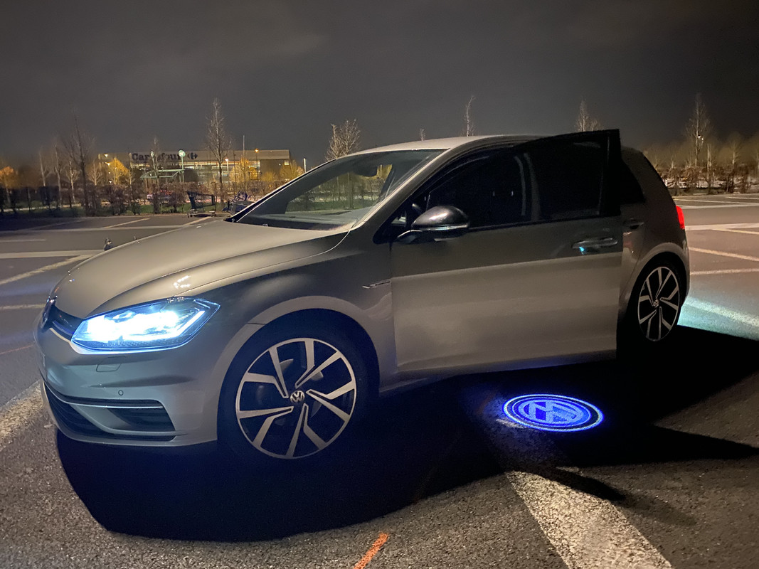 80EAEB14-5E11-4E98-AA53-DBE8C4BE019B