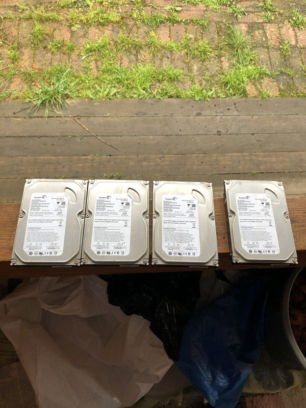 E921C083-A165-431F-B350-CD1B6E78C0F3