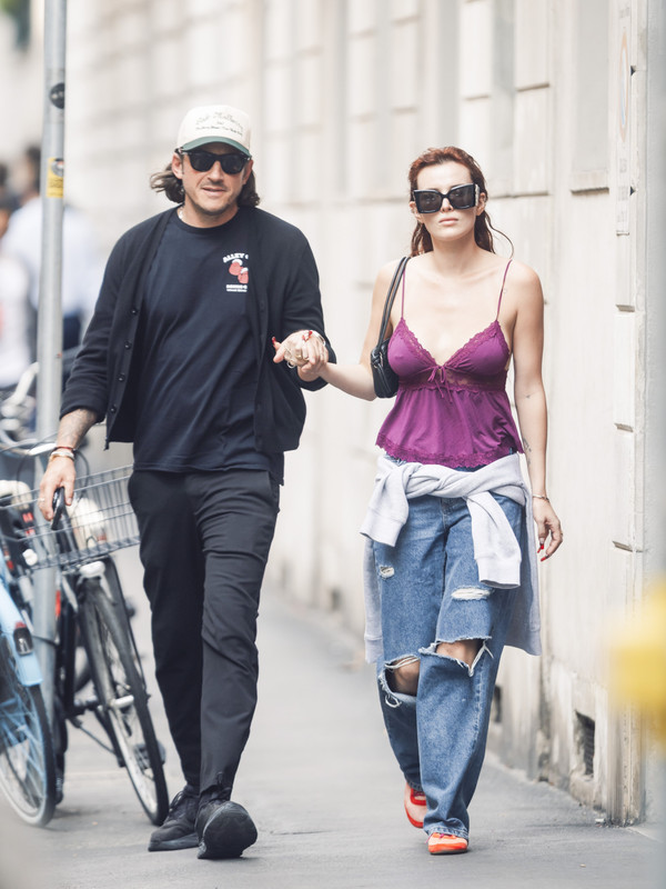 Bella Thorne Braless In Milan14