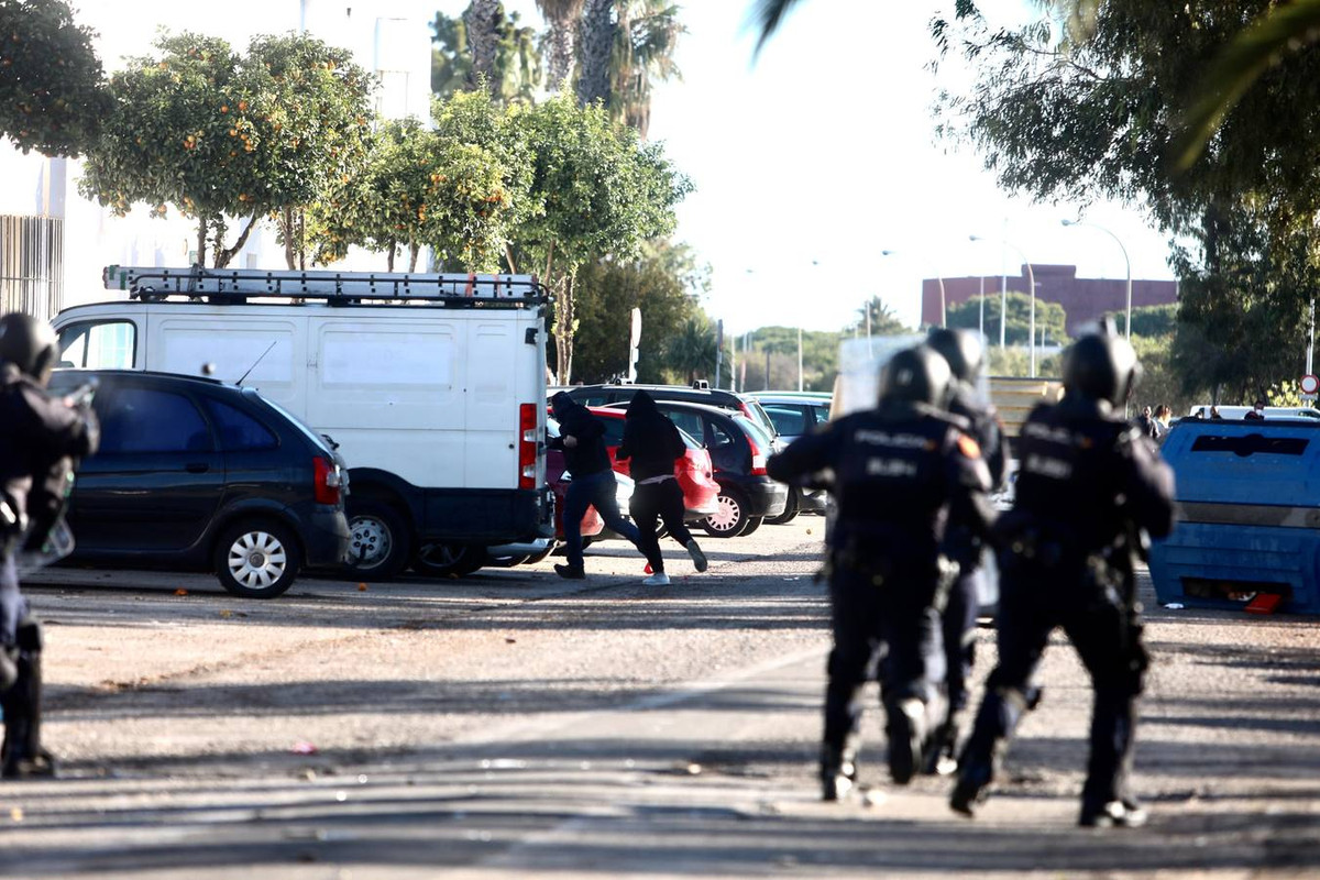 disturbios-huelga-agencias(9)_xoptimizadax