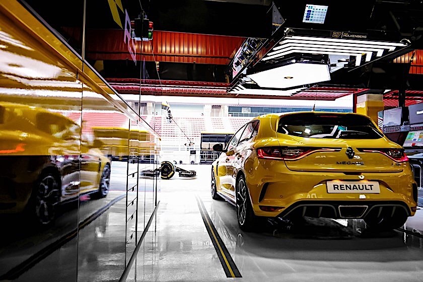 2019 Renault Megane RS Trophy (23)