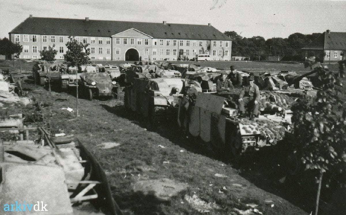 42761301_1177166062421976_7104873460983136256_n (1)