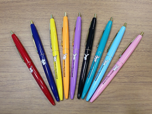 pokecen-sleeping-eevee-collection-photo-