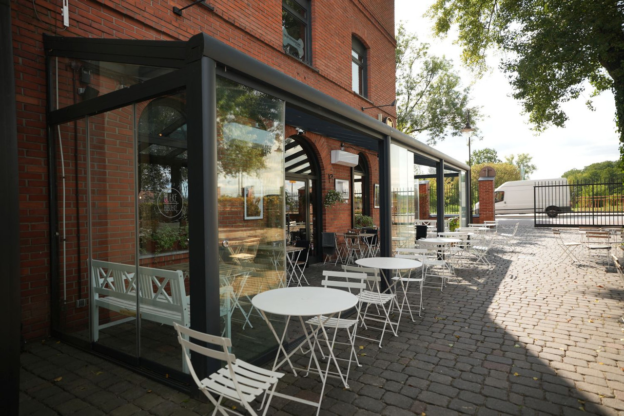 Realizacja ogrodu zimowego dla restauracji 9