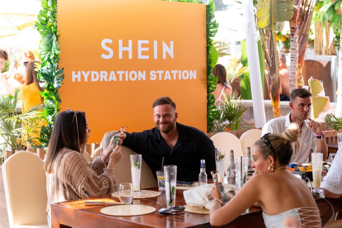 Shein inaugura l’O Beach Ibiza e apre un pop-up estivo