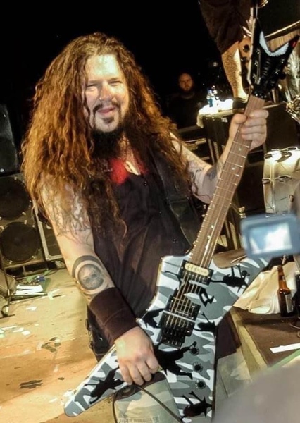 actor-dimebag-darrell-165151-large.jpg