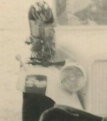 Foto Panzer Halbketten und Kübelwagen der Wehrmacht mit Schneetarnung im Winter