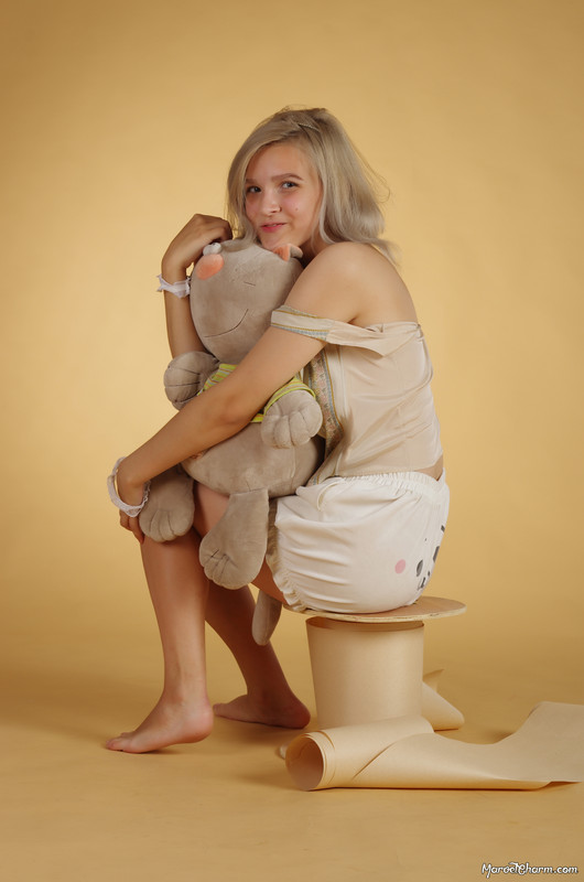 MarvelCharm_Lena-Happy-027