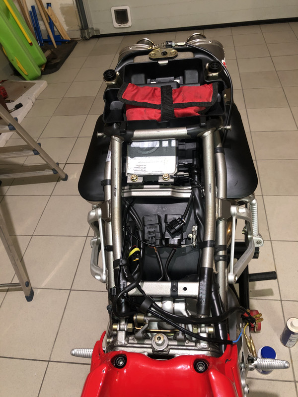 42C9EBA0-42AB-440B-8661-63706F5F705E