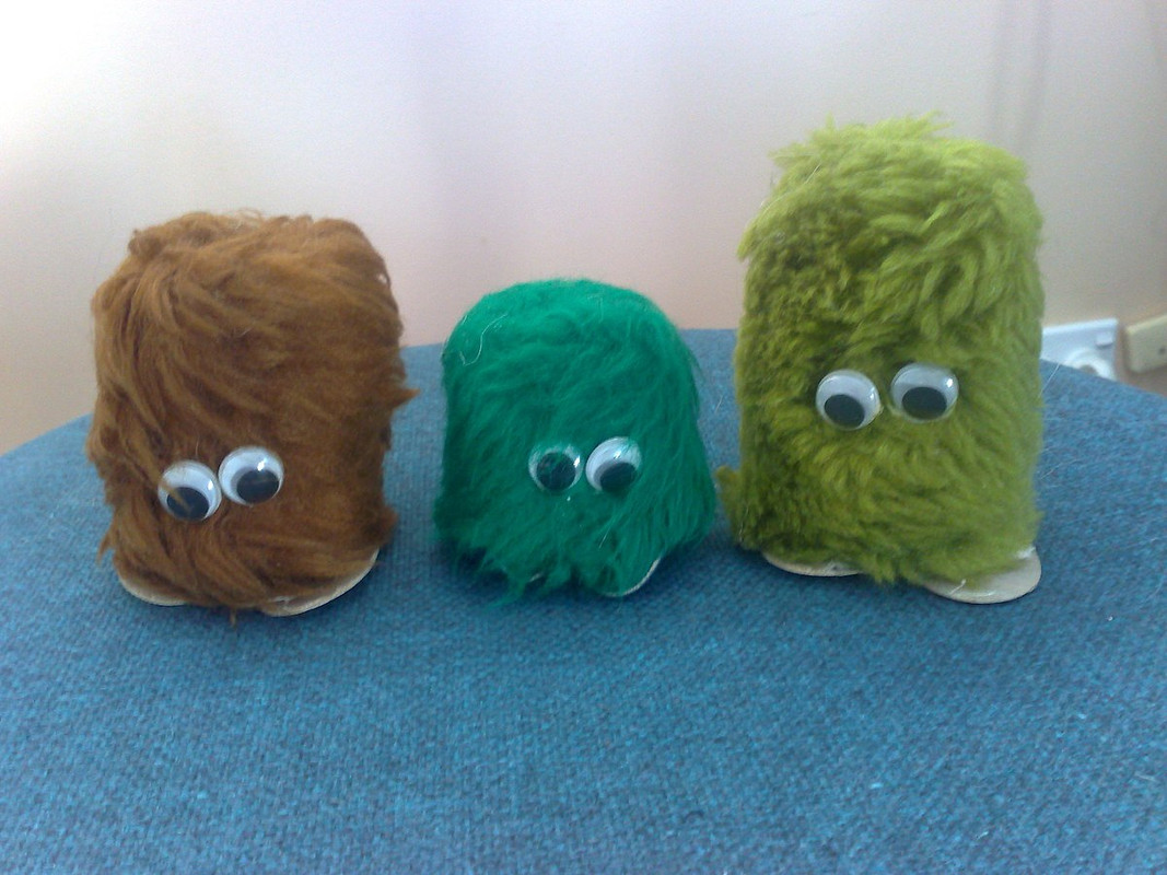 1200px-Gonks-from-Australian-fairground-in-late-1970s.jpg