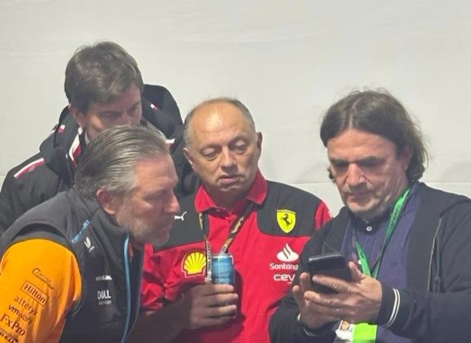 G6lds3Gac-AM5d-Df-format-jpg-name-small.