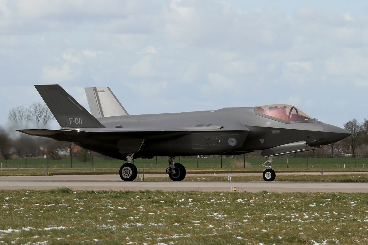 280_F-35A_KLu_F-011_322 sq
