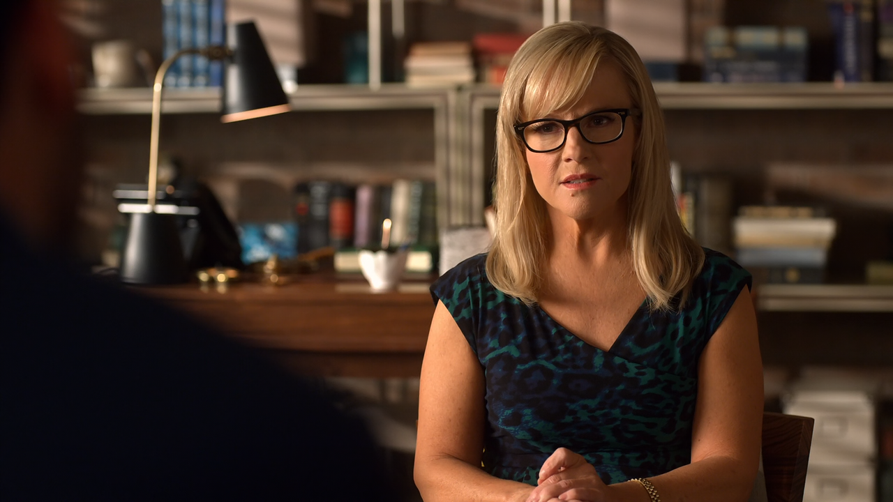 Lucifer.S04E03.O,.Ye.of.Little.Faith,.Father.1080p.10bit.BluRay.AAC5.1.HEVC-Vyndros.mkv_snapshot_11.