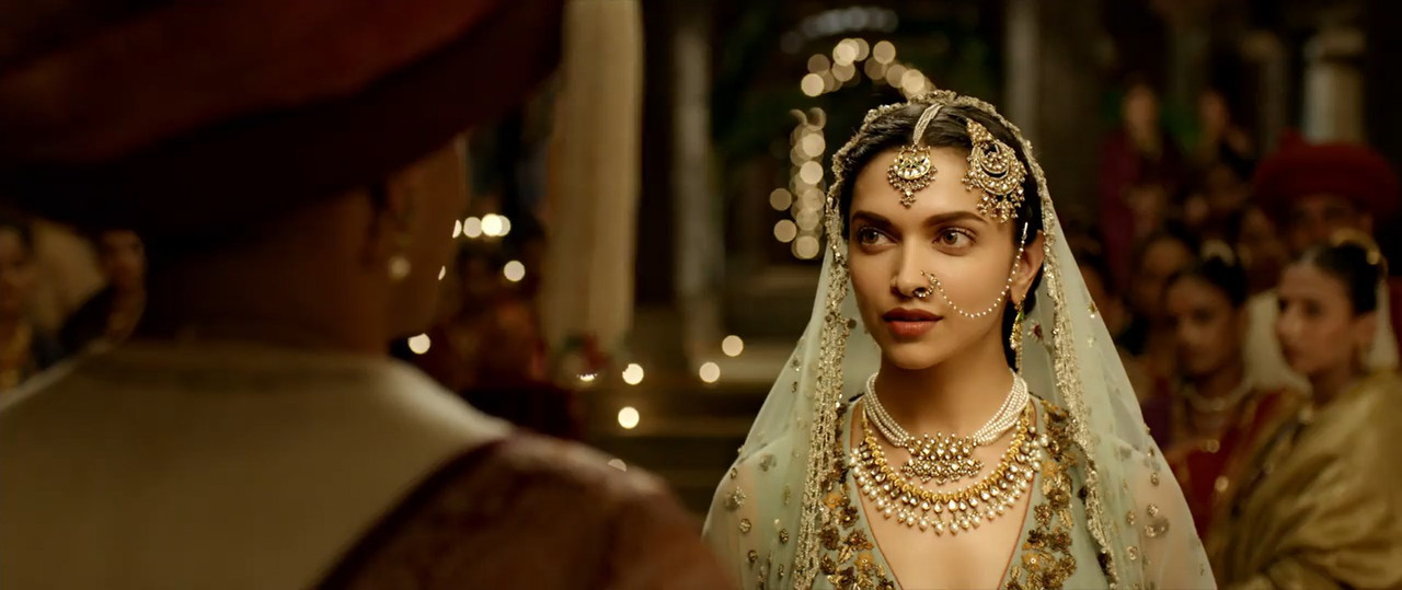 Bajirao Mastani 2015 BluRay [Hindi + Tamil] 480p 720p ESub Screenshot