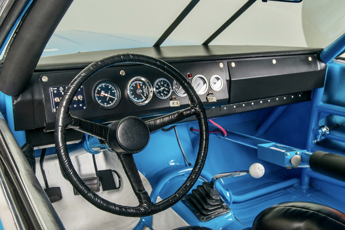 F5C47825-4941-44D3-9787-549901407243