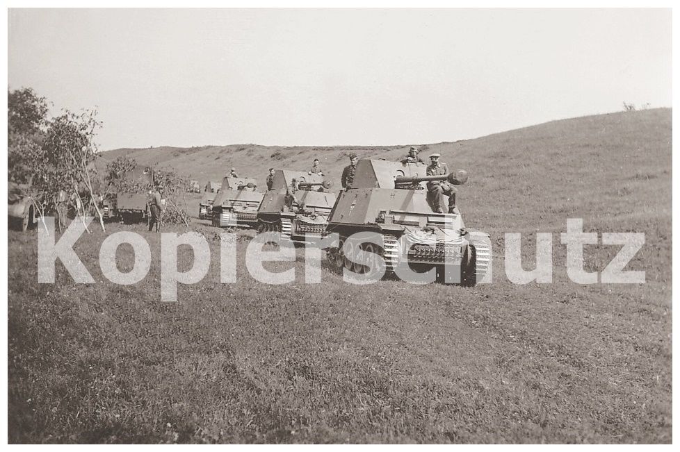 2Wk. Foto PAK 36 Panzerjäger Marder Sd.Kfz.132 S