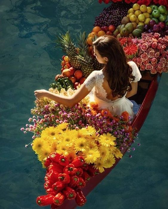 flowerboat.jpg