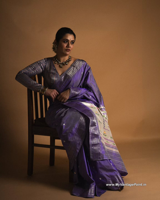 6-Girija-Oak-Godbole-in-Purple-Saree-for-Lallantop-Interview-My-Vantage-Point