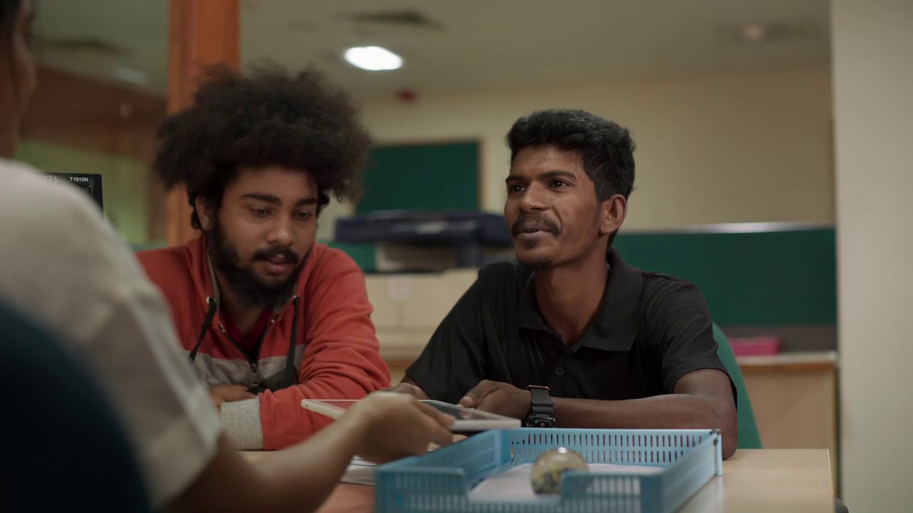 Madhuram-2021-WEBRip-Hindi-720p-AVC-AAC-2-0-ESub-mkv-0002