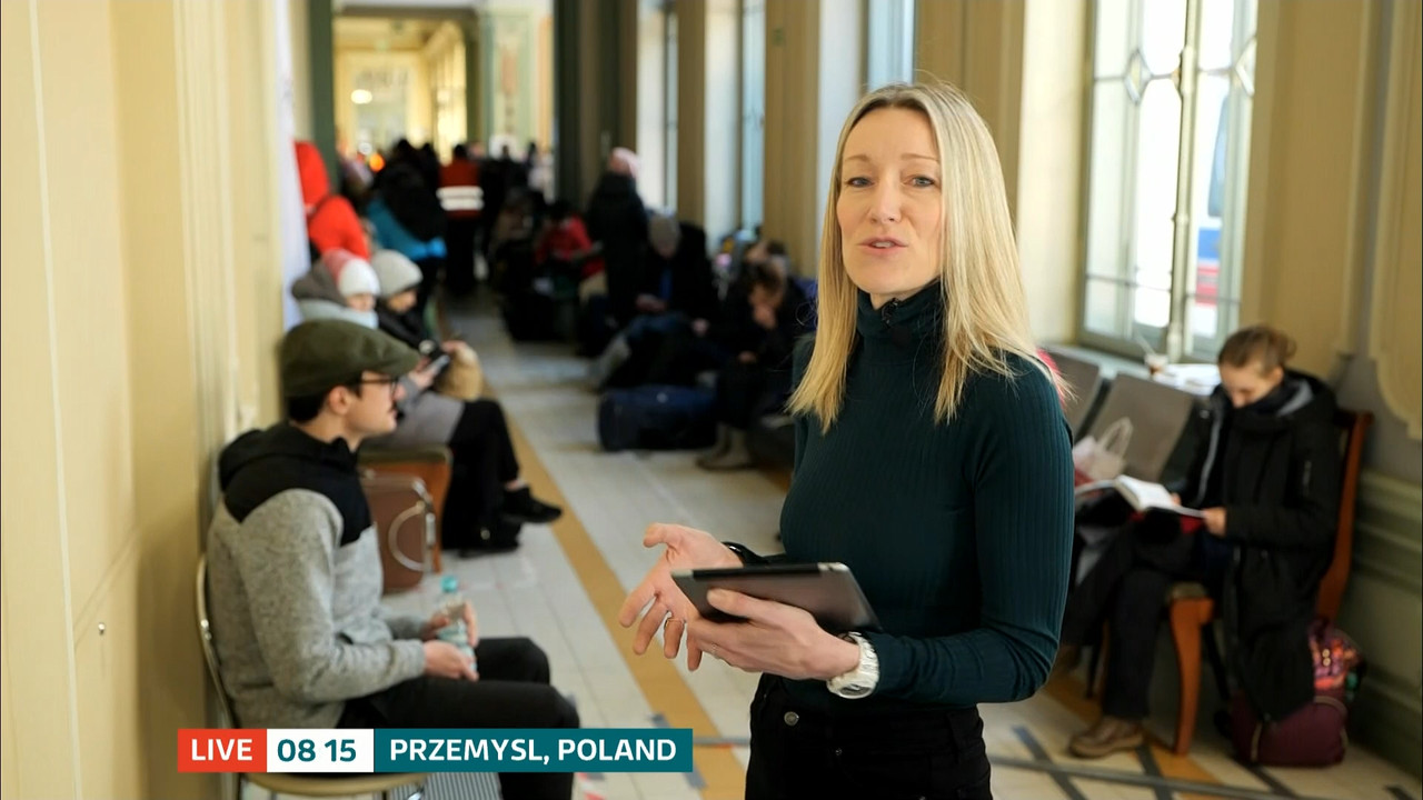 ITV News_20220312_07000930.ts_snapshot_00.16.05.125