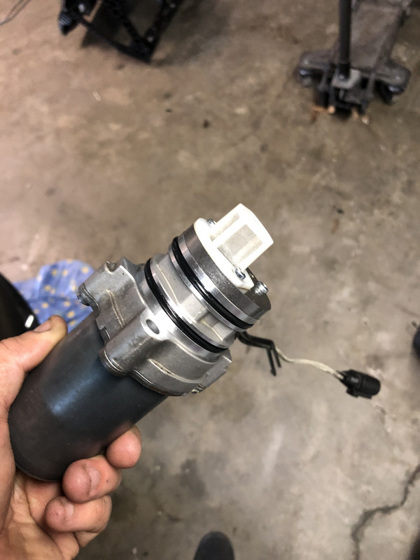 0D0B733A-F104-49D7-9F47-5D89D5C0F16C