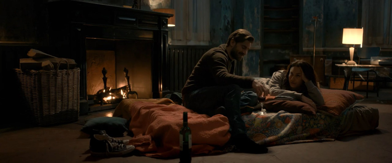 The Room 2019 WebRip [Hindi + Tamil + Telugu + English] 480p, 720p ESub Screenshot