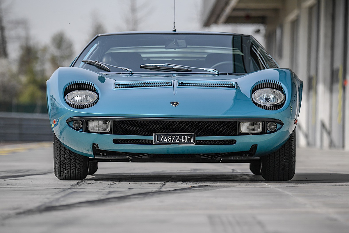 Lamborghini Miura P400 S (8)