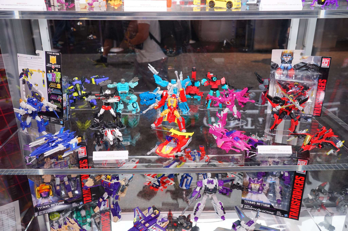 SDCC-2017-Hasbro-Transformers-002