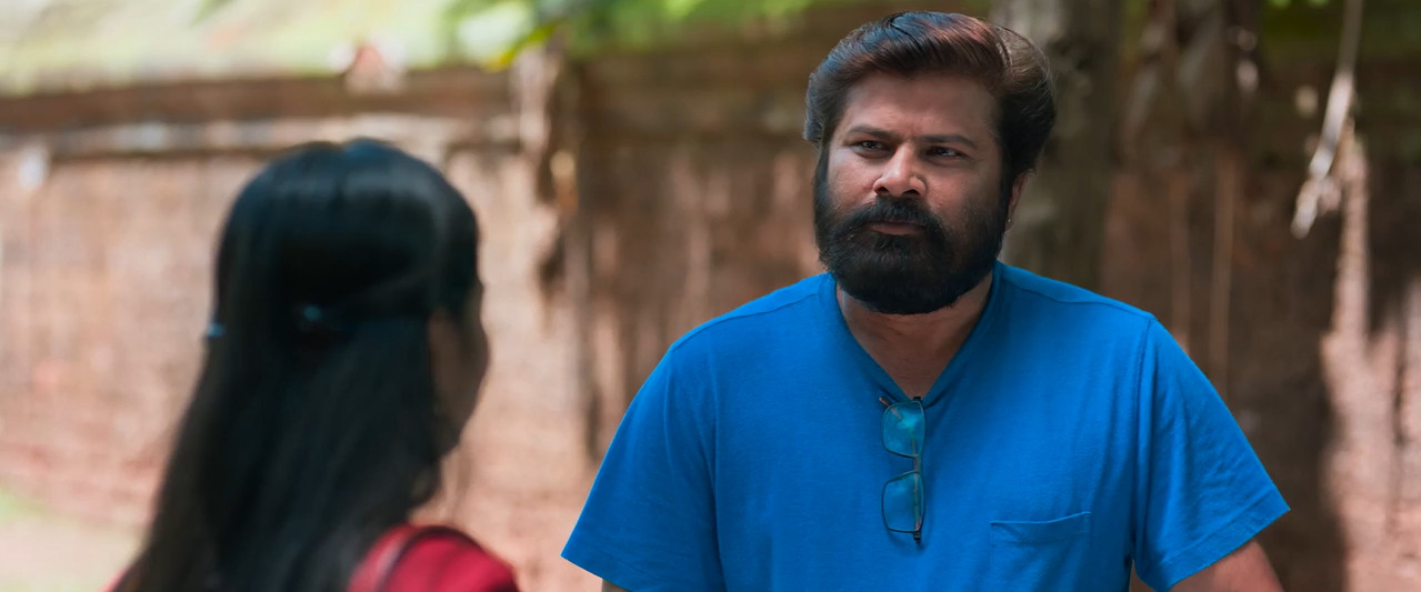 2 BHK 2023 WebRip [Malayalam] 480p 720p ESub Screenshot