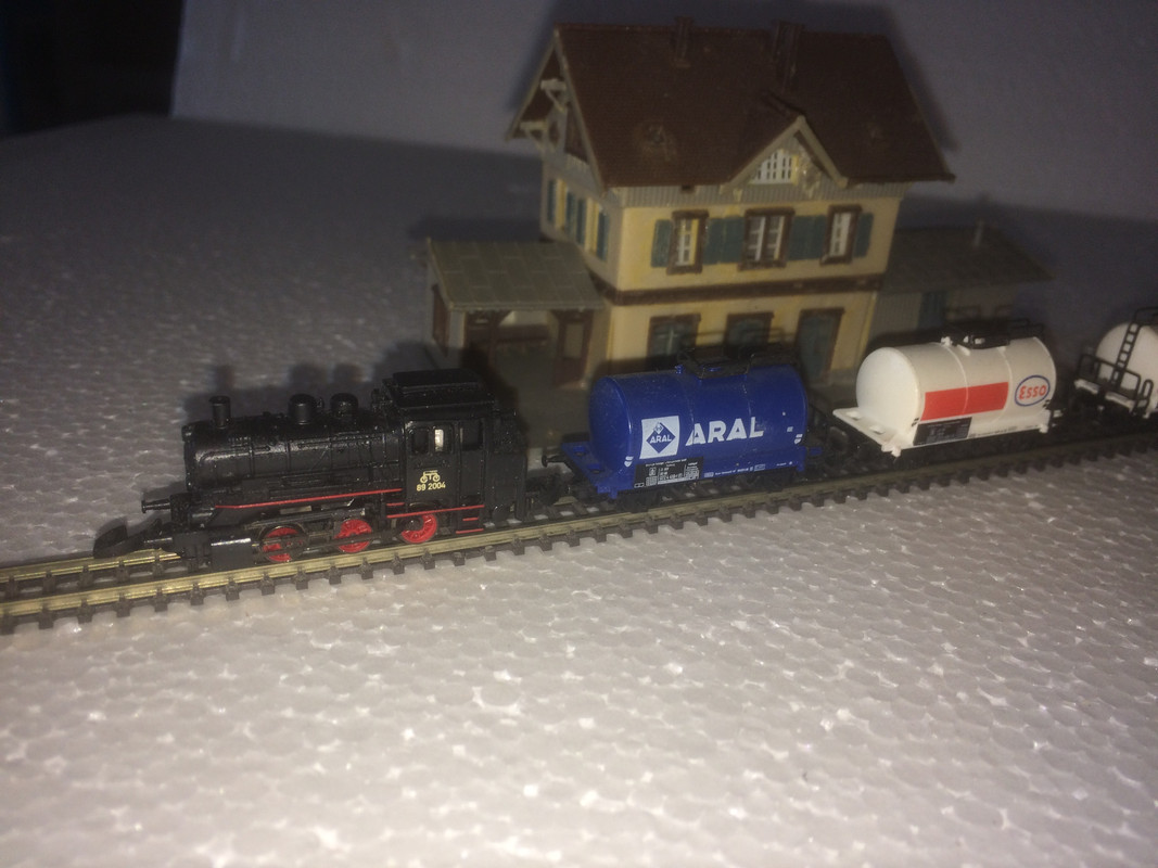 C99783A6-565E-422B-8613-7083FFA67F61