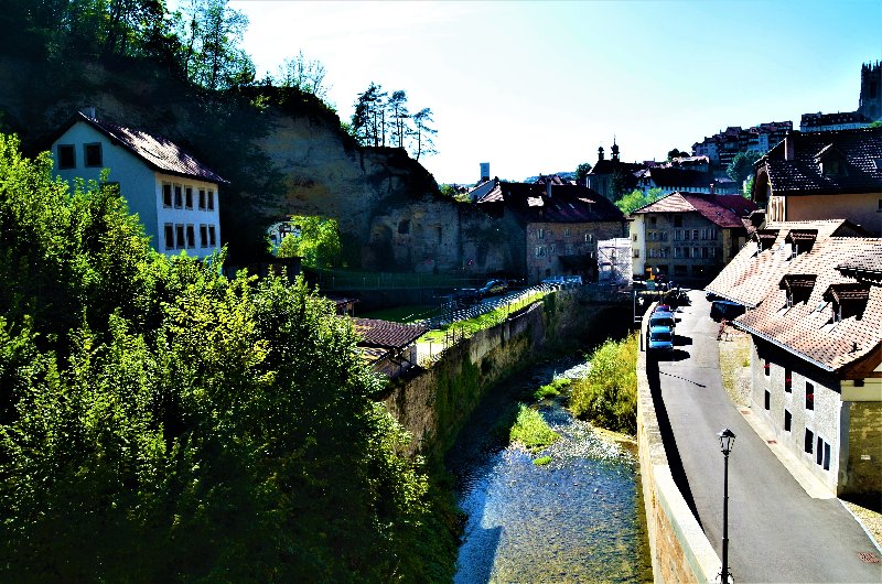 FRIBURGO-4-9-2019 - Suiza y sus pueblos-2019 (70)