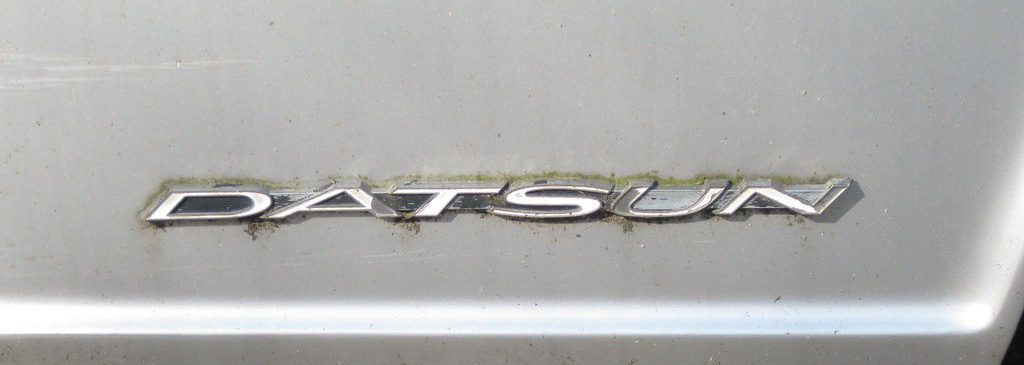 logo datsun1